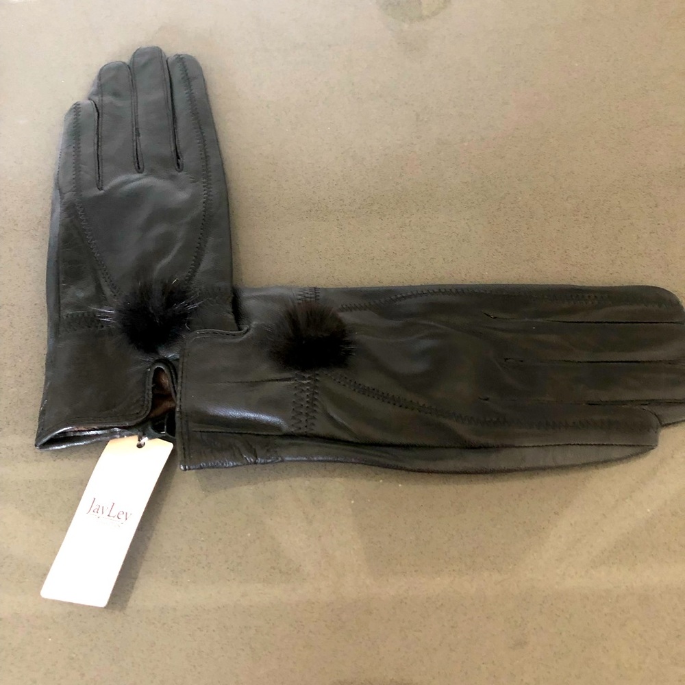 Leather black gloves with mink bobble, brand new!